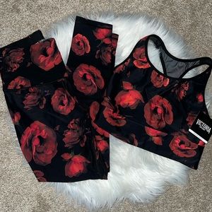 Brand new workout set 🌹(size medium)